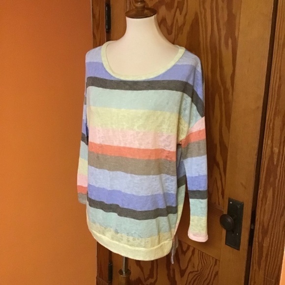 Rainbow striped slouchy sweater - Picture 8 of 9